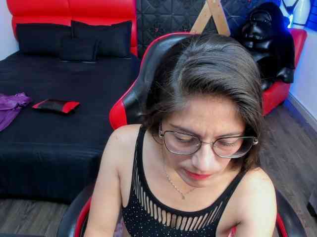 Sara69- webcam