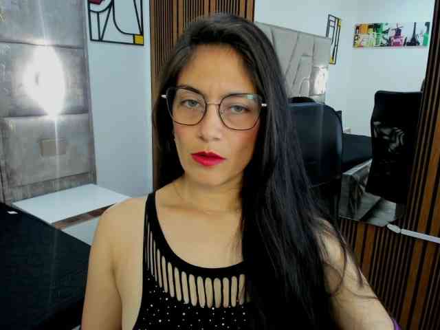 Sara69- webcam