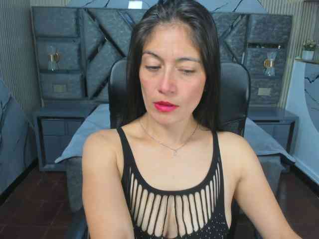 Sara69- Live Webcam on BongaCams