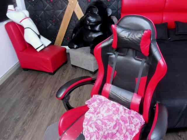 Sara69- webcam