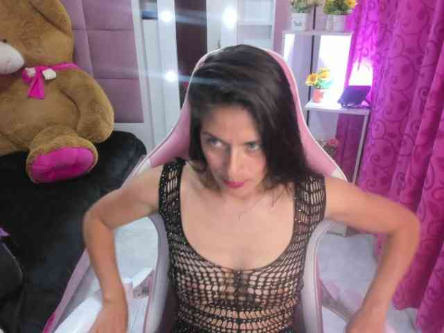 Sara69- webcam
