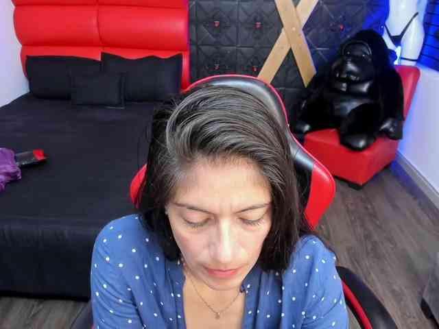 Sara69- webcam