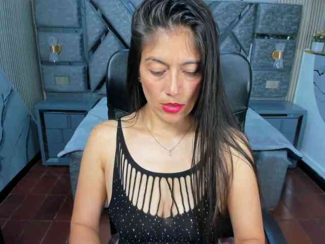Sara69- Live Webcam on BongaCams