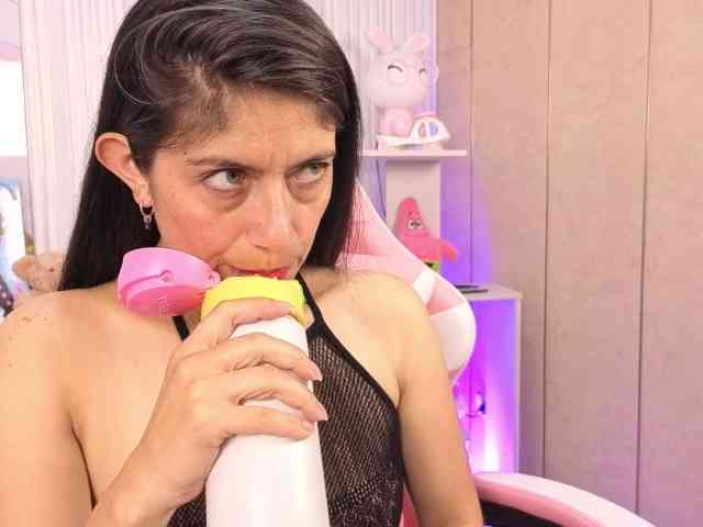 Sara69-