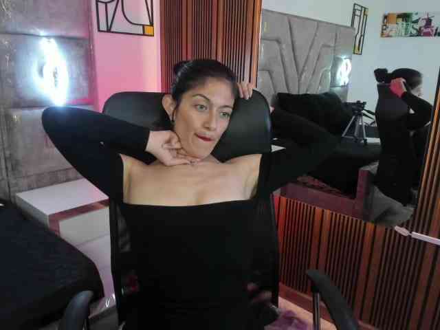 Sara69- webcam