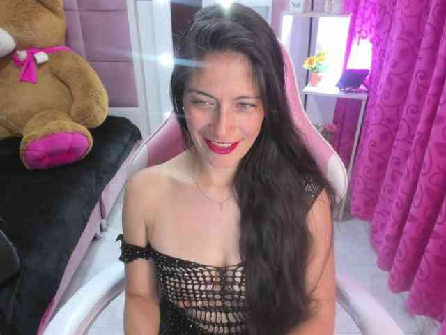 Sara69- Sara69-