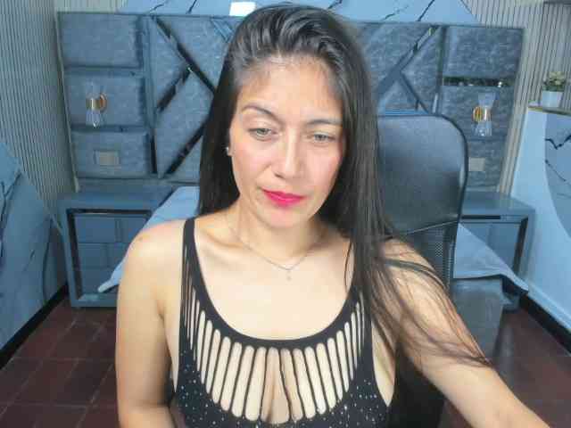 Sara69- Live Webcam on BongaCams