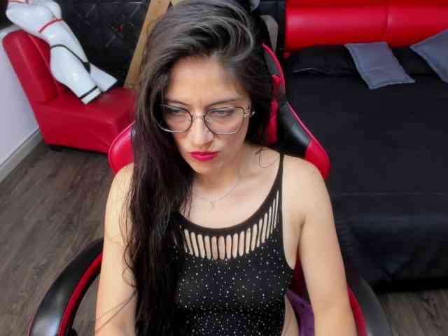 Sara69- Sara69-