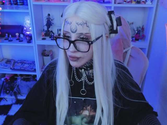 Nanka-bananka live cam on BongaCams