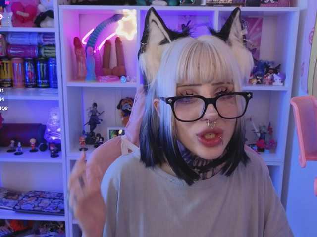 Nanka-bananka live cam on BongaCams