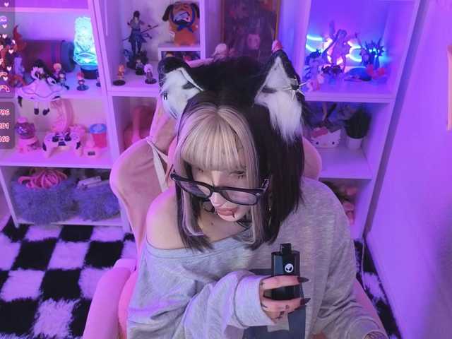 Nanka-bananka live cam on BongaCams