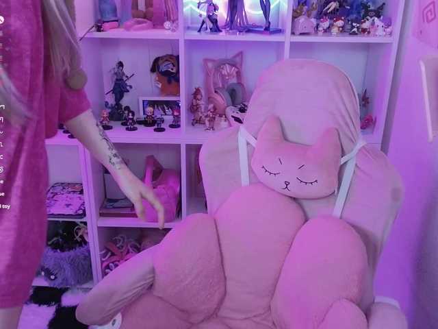 Nanka-bananka live cam on BongaCams