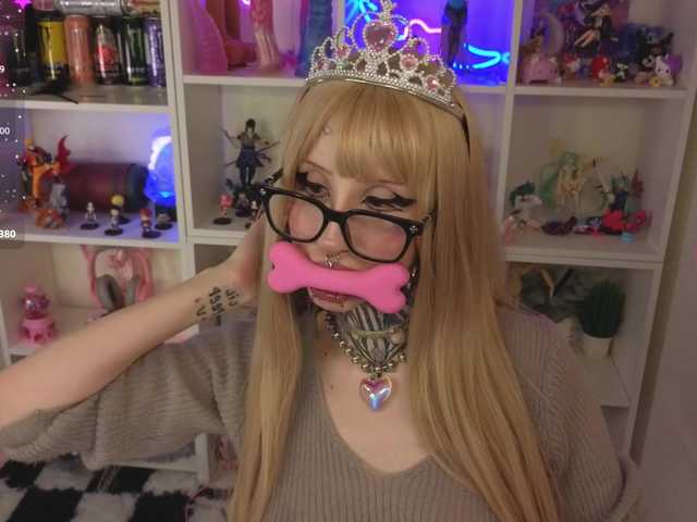 Nanka-bananka live cam on BongaCams