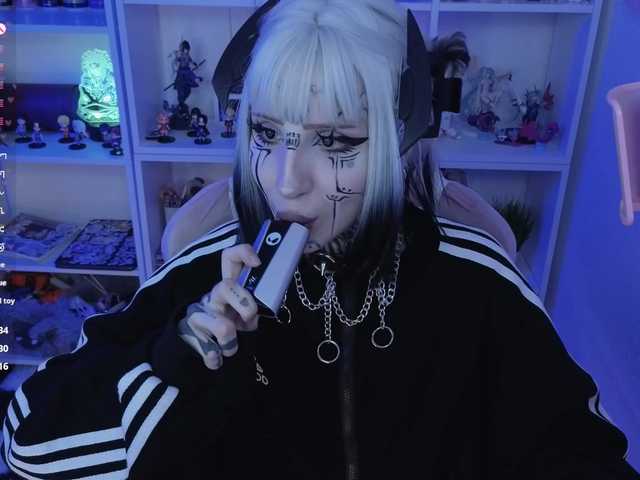 Nanka-bananka live cam on BongaCams
