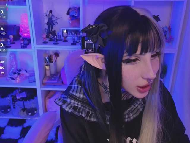 Nana-Brrrrr live cam
