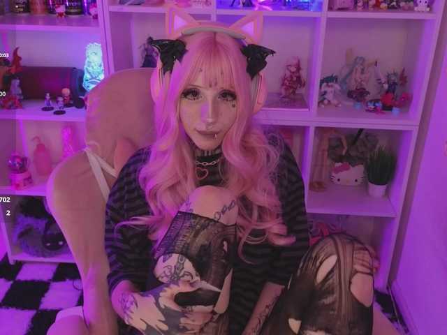 Nanka-bananka live cam on BongaCams