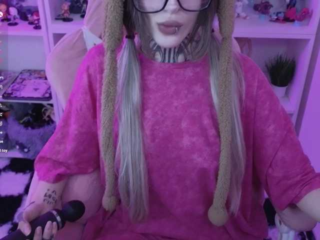 Nanka-bananka live cam on BongaCams