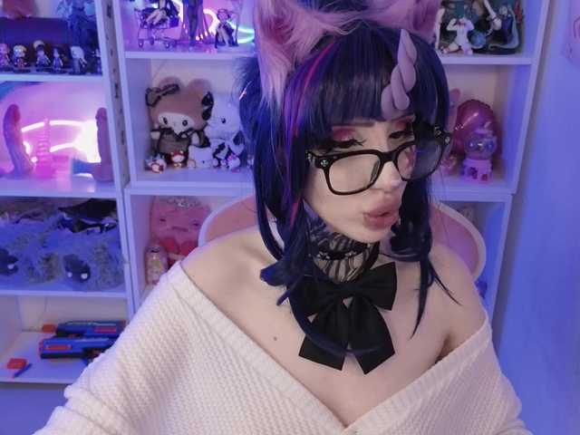 Nanka-bananka live cam on BongaCams