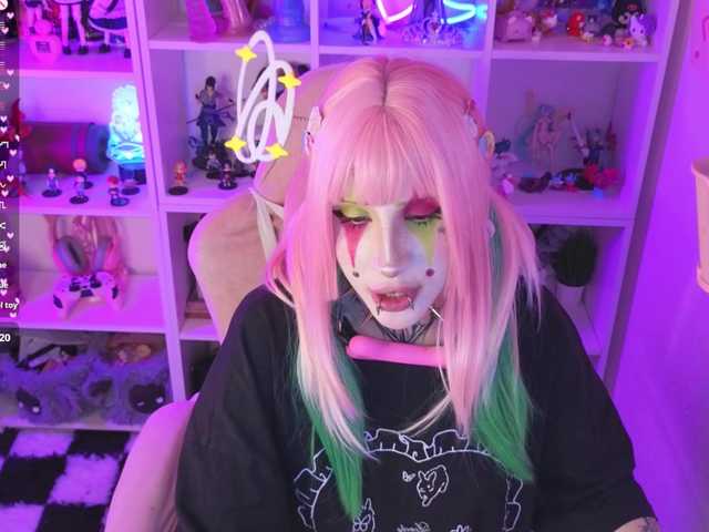 Nanka-bananka live cam on BongaCams