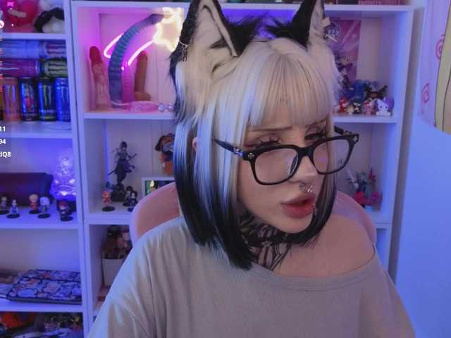 Nana-Brrrrr live webcam show