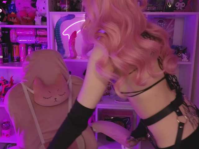 Nanka-bananka live cam on BongaCams