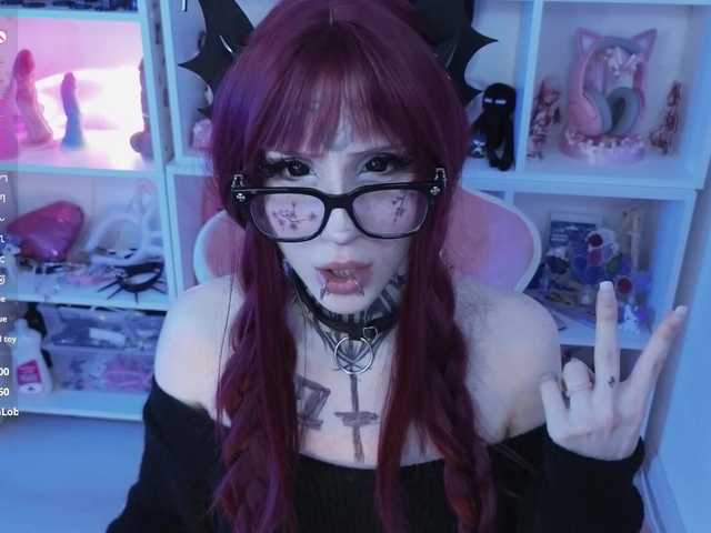 Nanka-bananka live cam on BongaCams