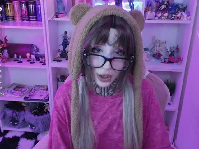 Nanka-bananka live cam on BongaCams