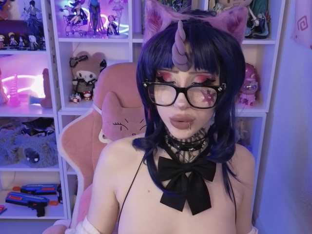 Nanka-bananka live cam on BongaCams