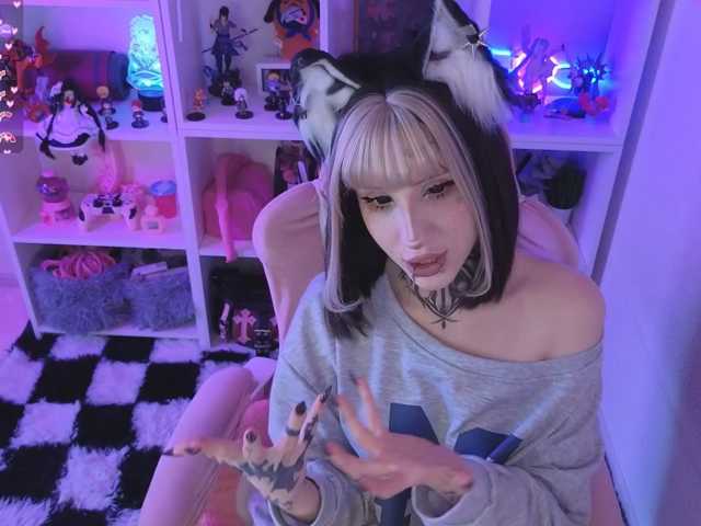 Nanka-bananka live cam on BongaCams