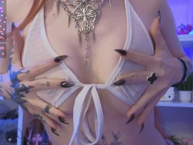 Nanka-bananka live cam on BongaCams