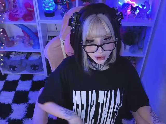 Nanka-bananka live cam on BongaCams