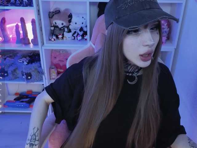 Nanka-bananka live cam on BongaCams