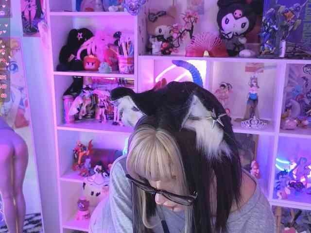 Nana-Brrrrr webcam