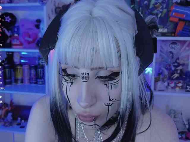Nana-Brrrrr webcam