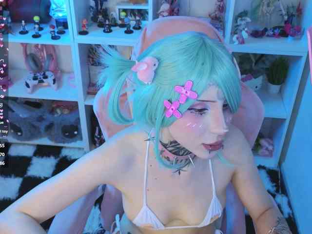 Nana-Brrrrr webcam