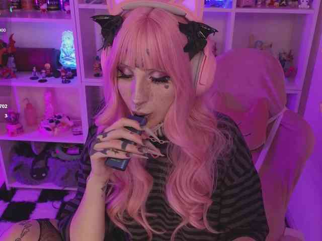 Nana-Brrrrr webcam