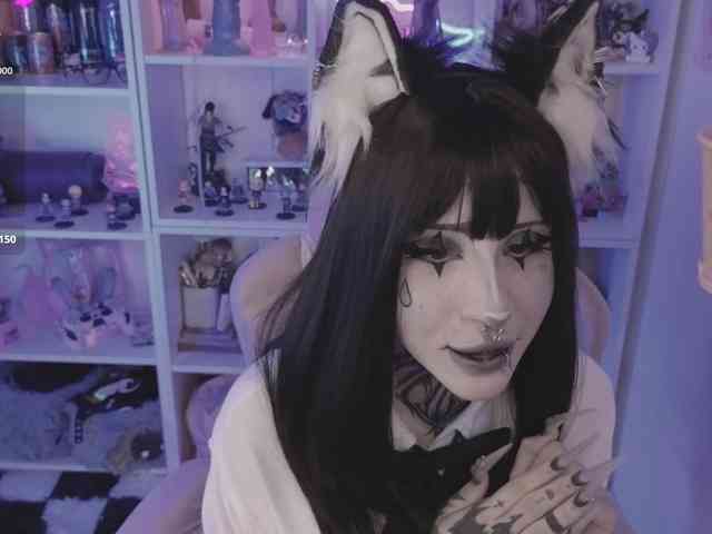 Nana-Brrrrr webcam