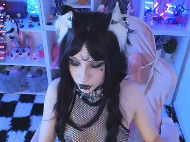 Nana-Brrrrr webcam