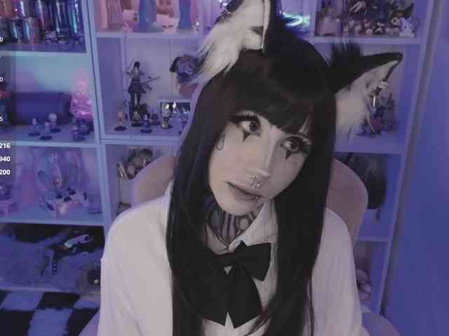 Nana-Brrrrr webcam