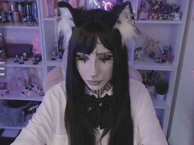 Nana-Brrrrr webcam