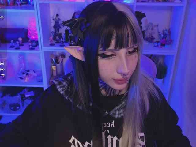 Nana-Brrrrr webcam