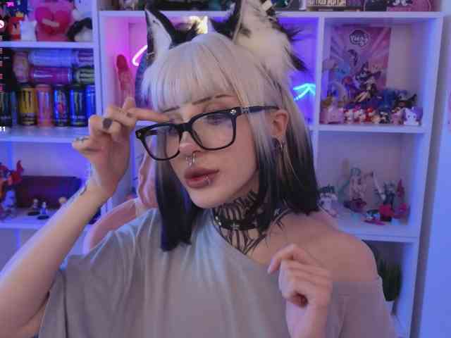 Nana-Brrrrr webcam