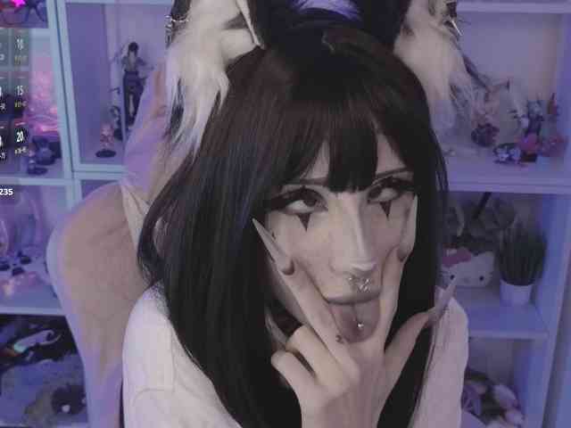 Nana-Brrrrr webcam