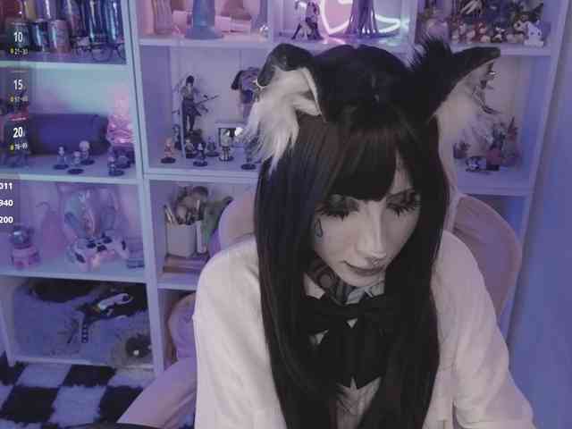 Nana-Brrrrr webcam
