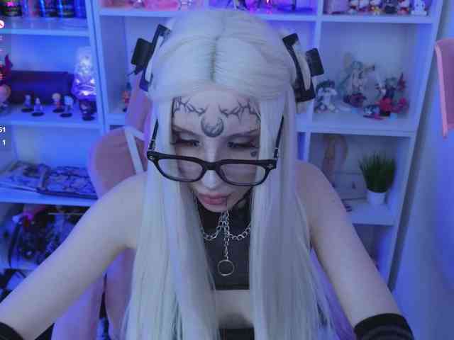 Nana-Brrrrr webcam