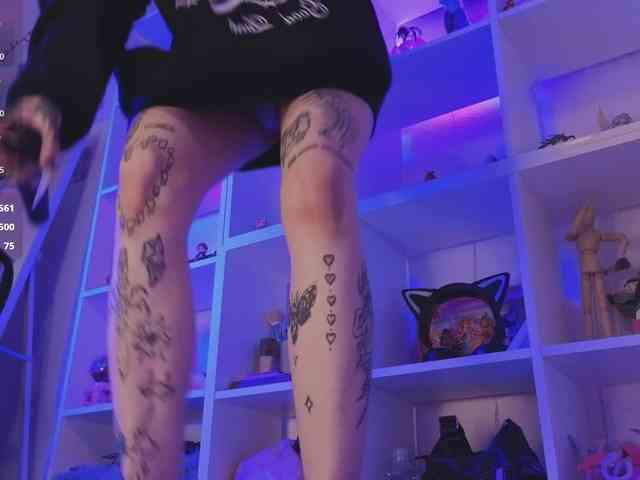 Nana-Brrrrr webcam