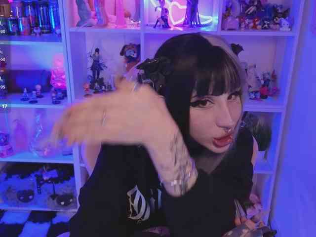 Nana-Brrrrr webcam