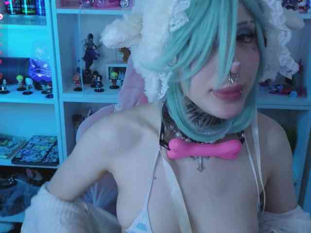 Nana-Brrrrr webcam
