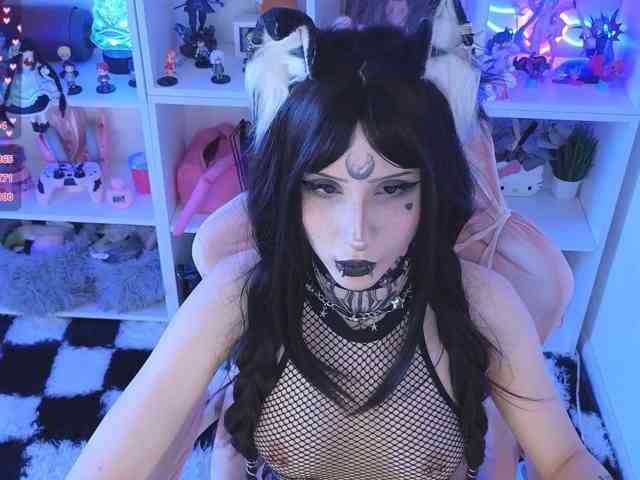 Model: Nana-Brrrrr