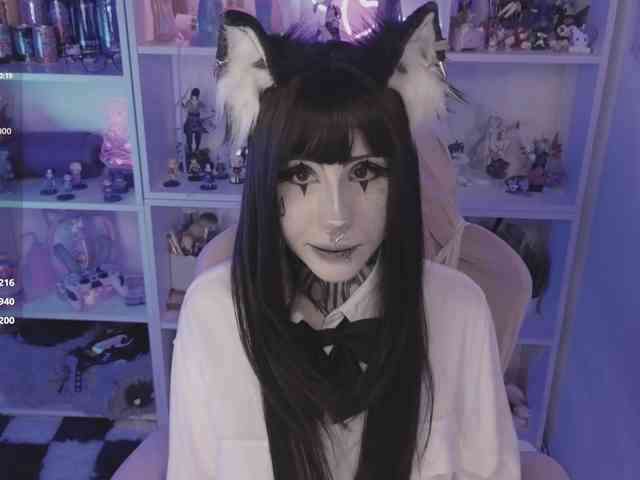 Nana-Brrrrr webcam